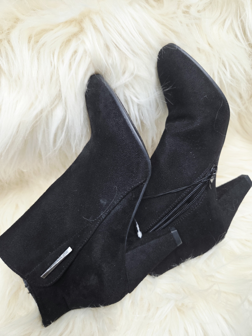 Chinese Laundry Black Suede Ankle Zip Heeled Boots